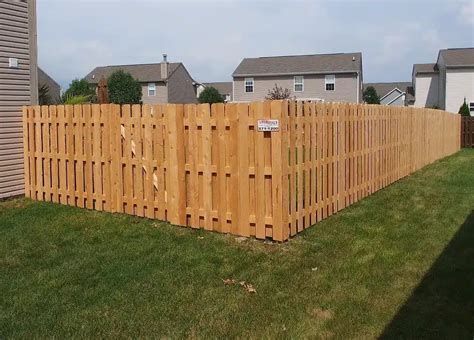 can you build a shadow box fence using steel posts|shadow box fence picket calculator.